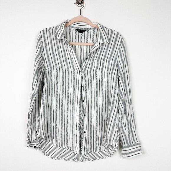2/$30 Lucky Brand Striped Button-Down Shirt Gray Medium #BAG1 - Picture 3 of 7